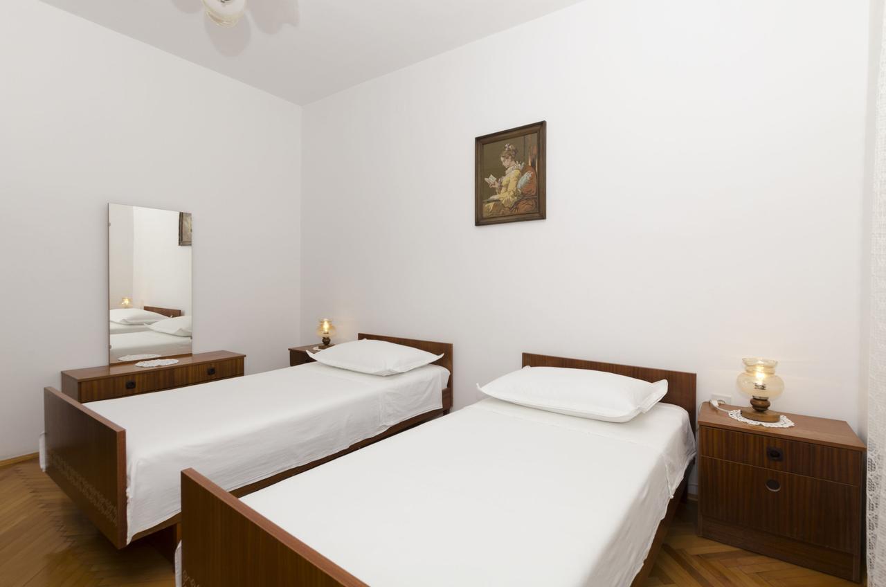 Apartment Eva P. Primošten Extérieur photo