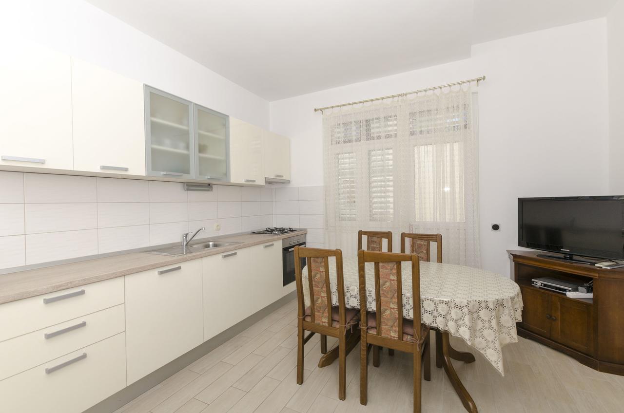 Apartment Eva P. Primošten Extérieur photo